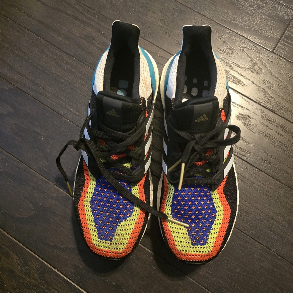 👟 Adidas UltraBoost Running Shoes – Women’s Size 8